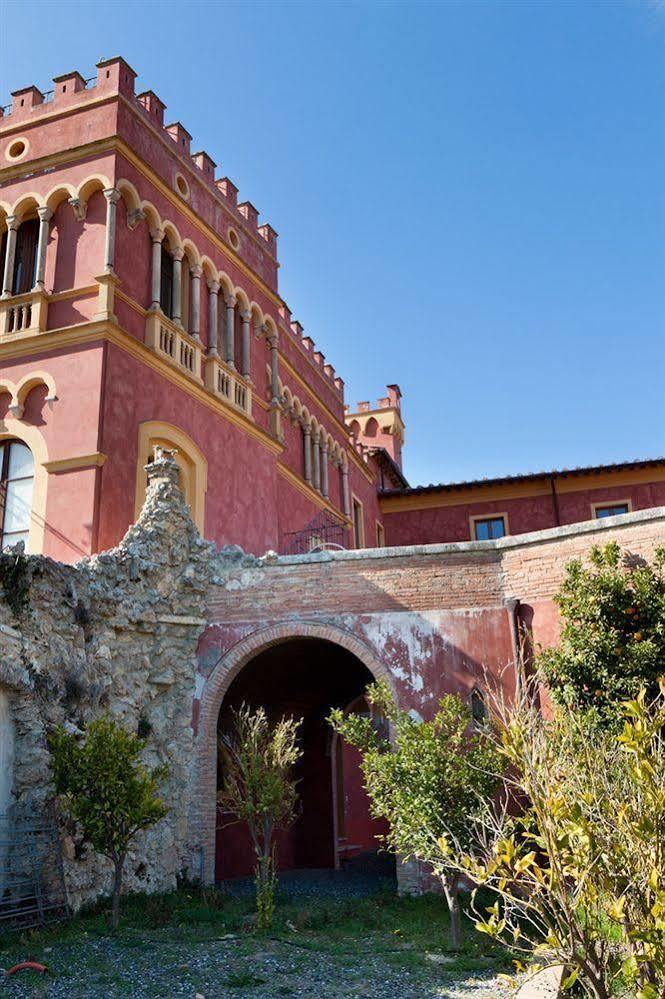 Il Castello Di San Ruffino 3* Lari